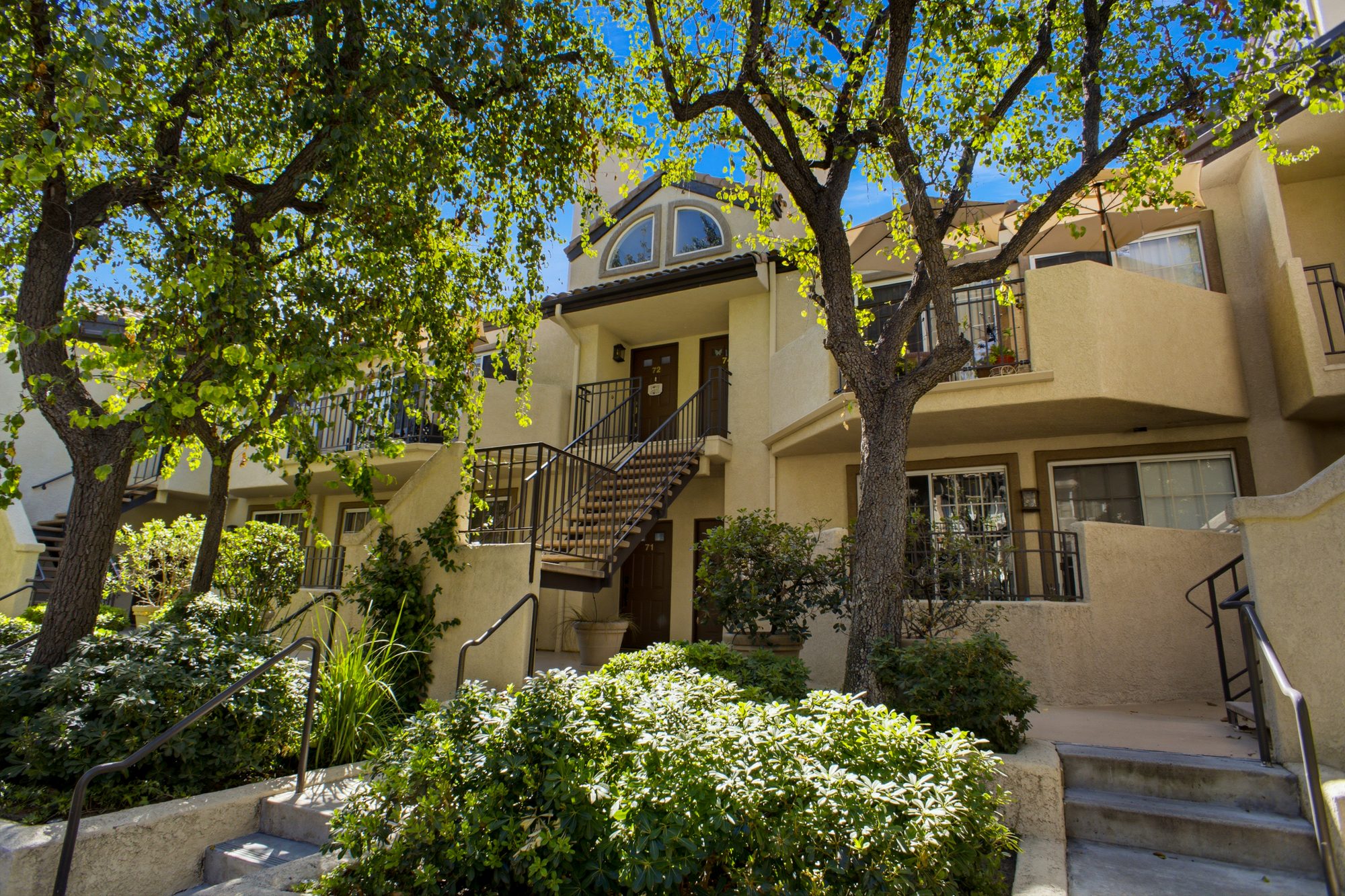 Exterior of the Siena Villas building containing unit 71